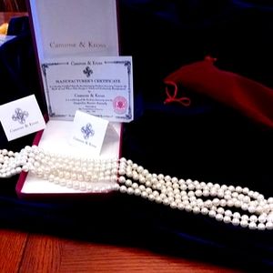 Jacqueline Bouvier Kennedy pearls.